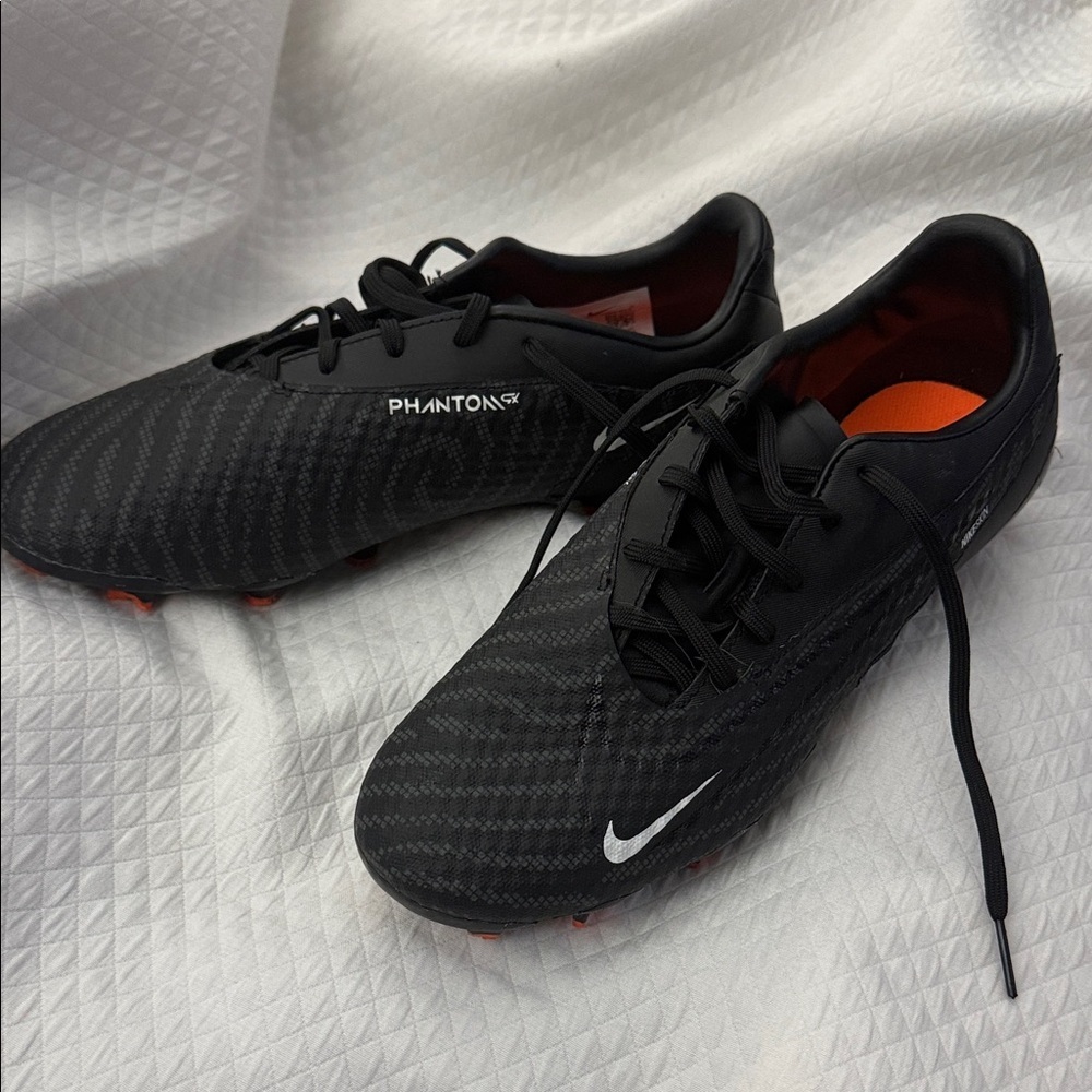 Nike Phantom GT2 Academy FG DD9473‑010 – Like New! Size US 7